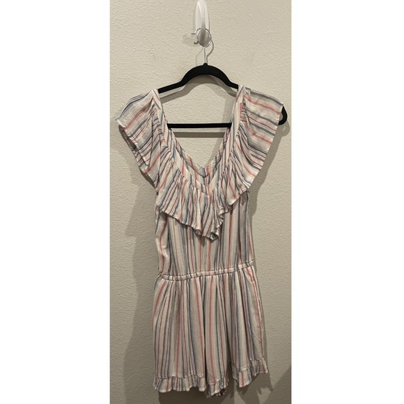 AMERICAN EAGLE White Double V Ruffle Neck Pockets Romper - Picture 1 of 4